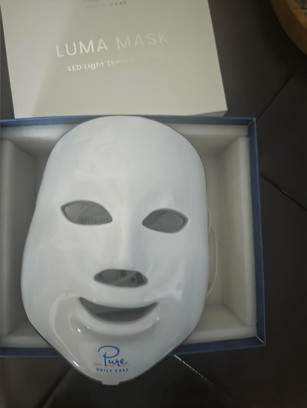 LED Light Therapy Facial Mask - White